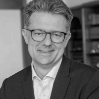 Ingo Hafke, Partner
Wirtschaftsprüfer, Steuerberater, Fachberater für Unternehmensnachfolge (DStV e.V.)
Stiftungsberater (DSA), Lübeck